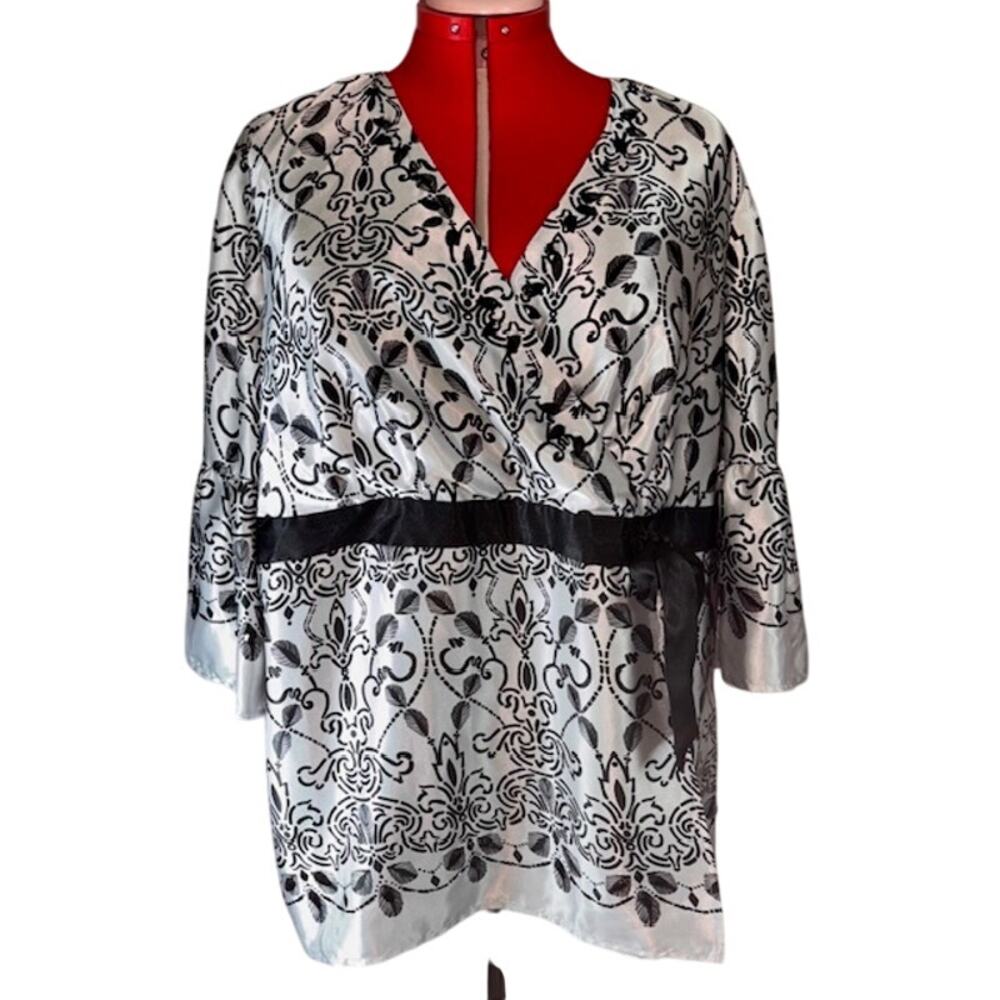 NWOT Lane Bryant Women’s Plus Sz 18 20 Embellished Kimono Boho Satin Blouse